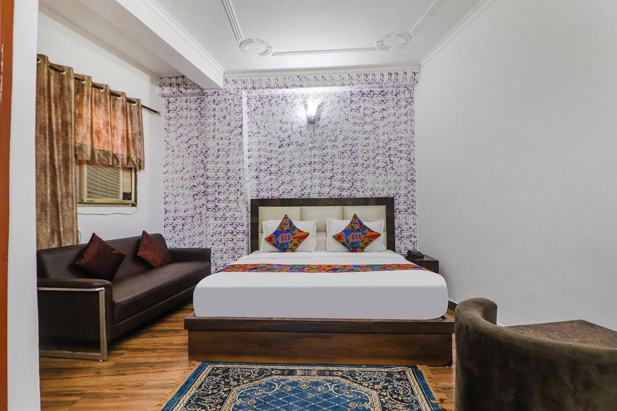 OYO 847 Hotel Sinon New Delhi Buitenkant foto